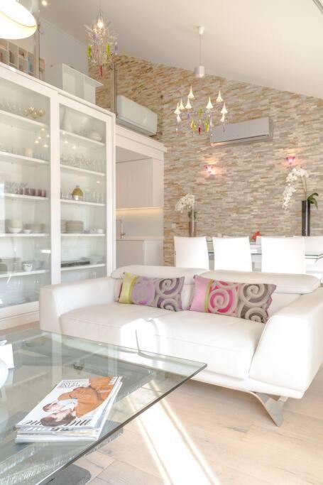 Aurore Duplex - New Apartment Lissabon Exterior foto